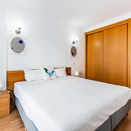 Appartamento Rocha Tower 6c